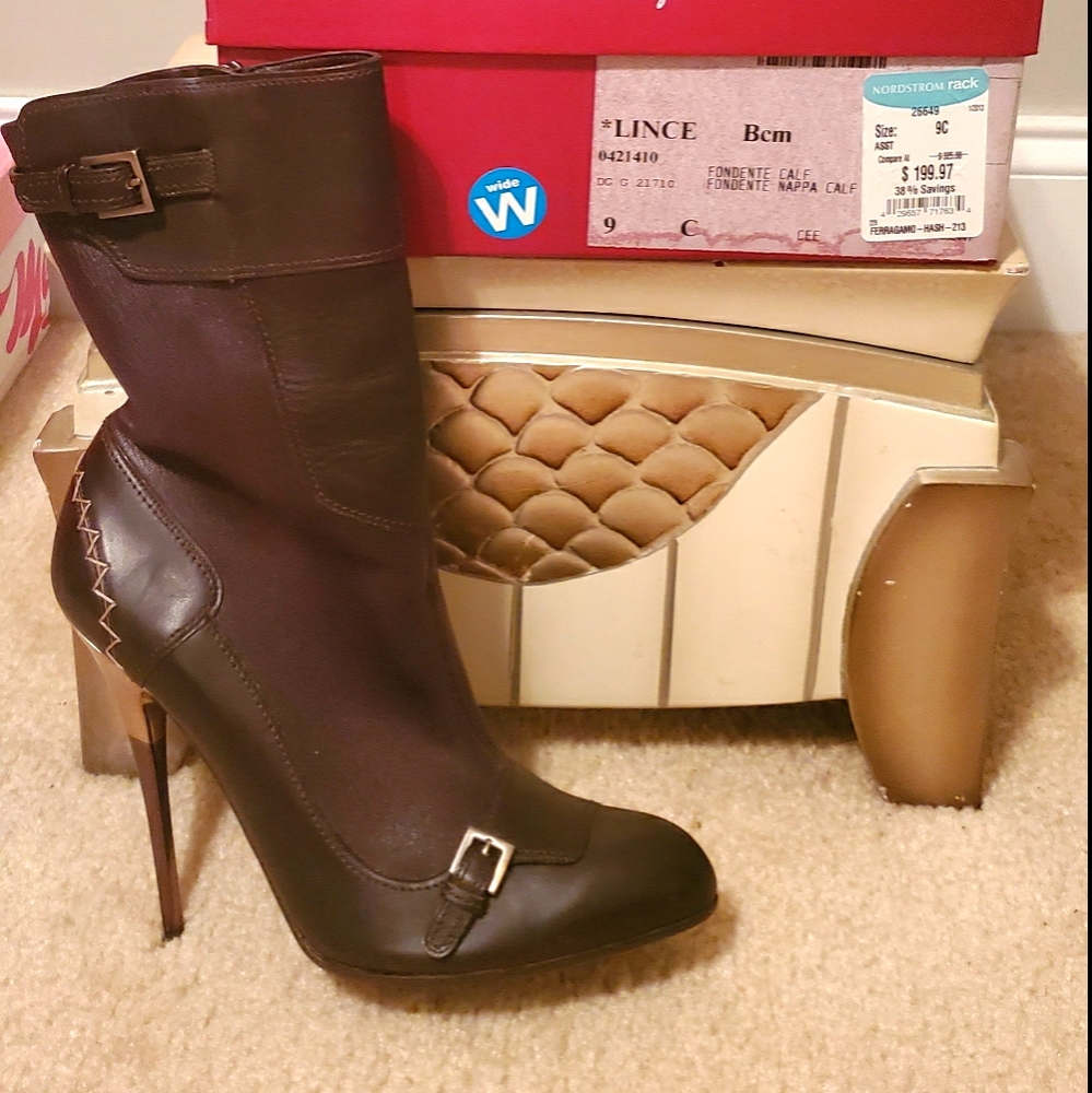 • Salvatore Ferragamo Nappa Calf Brown boots sz 9